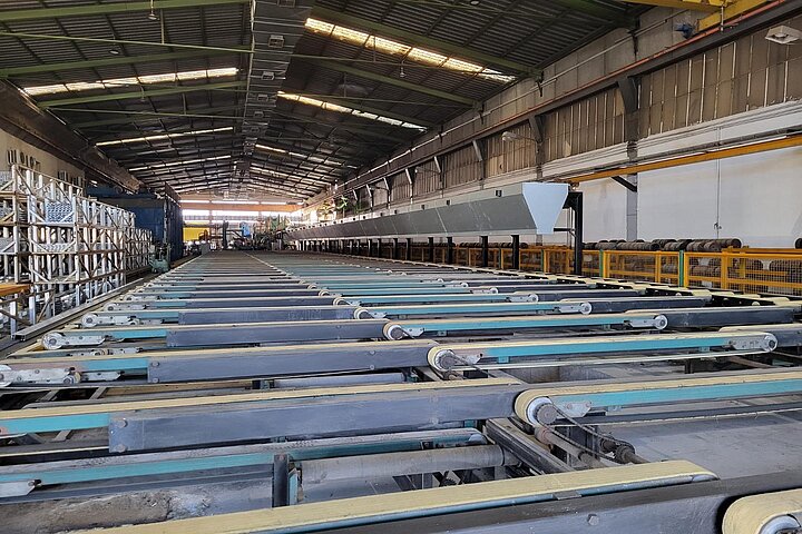 EXTRUSION PRESS LINE - 2200 MT - 8&#039;&#039;