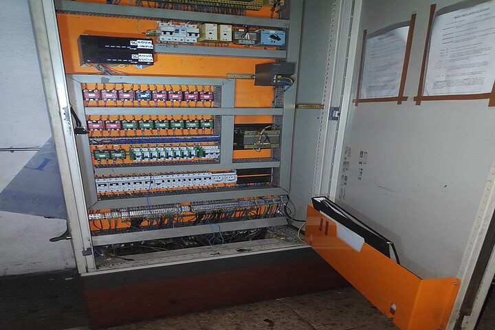 MELT SHOP WITH BAR &amp; WIRE ROD PLANT - INDIVIDUAL ITEMS AVAILABLE - 1,100,000 TPY