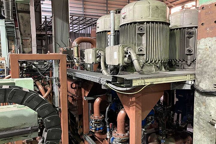 EXTRUSION PRESS - 1450 MT - 6''