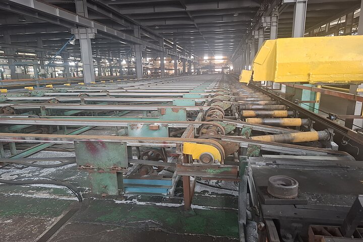 EXTRUSION PRESS LINE - 1800 UST - 7" - UBE JAPAN