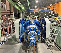 EXTRUSION PRESS - 1450 MT - 6''