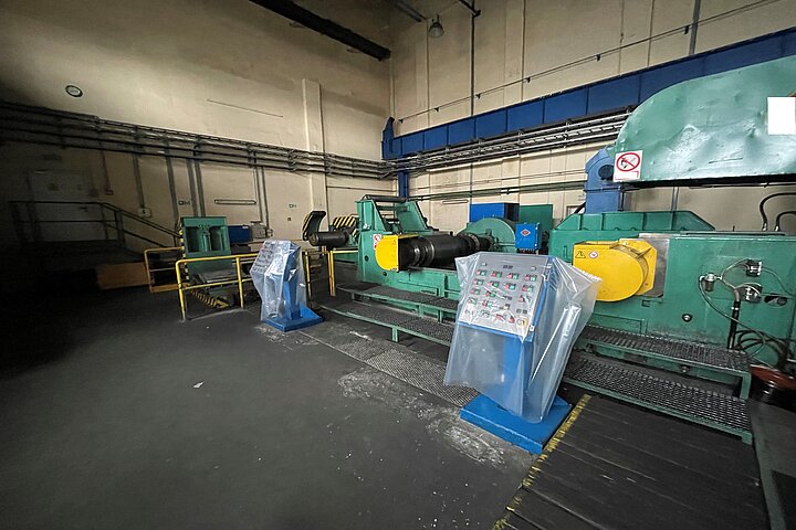 SENDZIMIR COLD ROLLING MILL - 20-HI - 625 MM - 3.5-0.05 MM