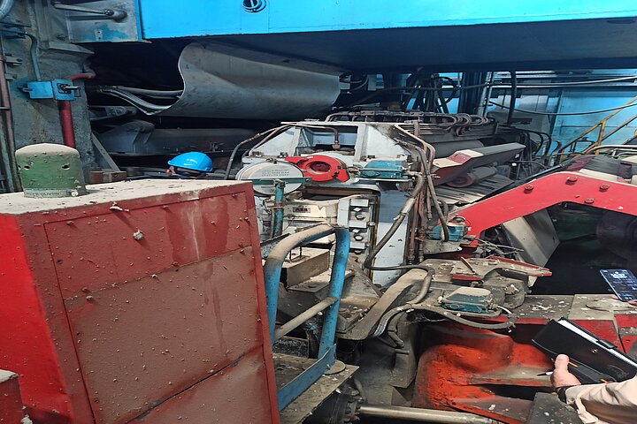 REVERSING 4-HI COLD ROLLING MILL - ALUMINIUM - 680-1560 MM STRIP WIDTH - 6-12 MM THICKNESS