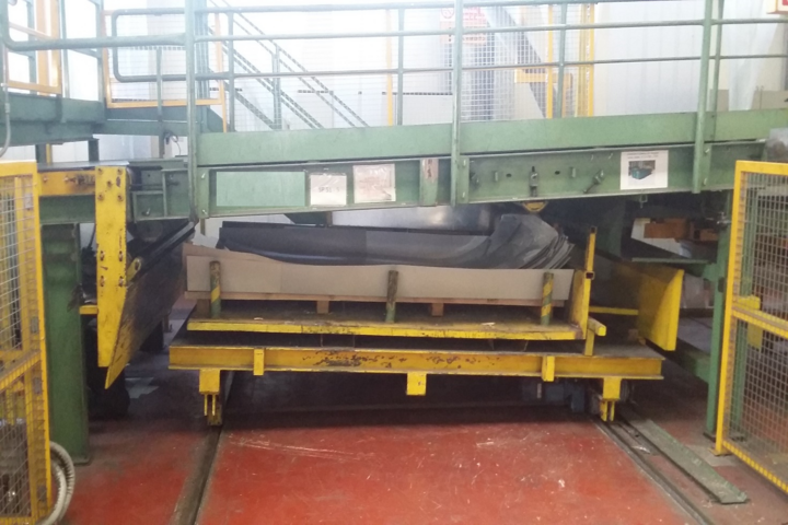 CUT-TO-LENGTH - 300-1850 MM - 0.3-2.5 MM - 22.5 T