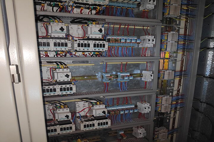 MELT SHOP WITH BAR &amp; WIRE ROD PLANT - INDIVIDUAL ITEMS AVAILABLE - 1,100,000 TPY