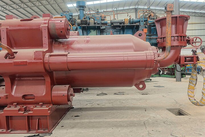 EXTRUSION PRESS - 2750 MT - UBE - 10"