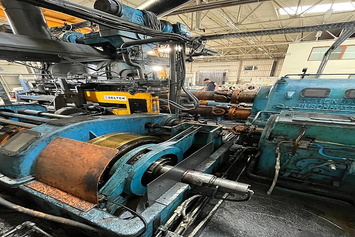 2-HI REVERSING COLD ROLLING MILL - ACHENBACH - 750 MM