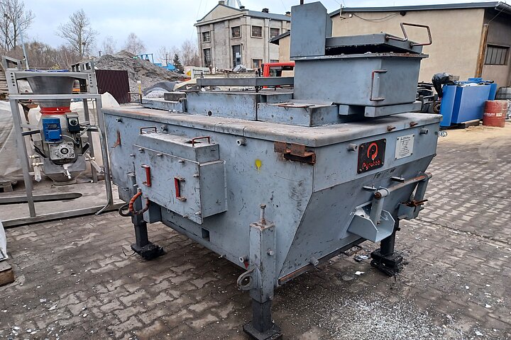 HOLDING FURNACE - 1,000 KG - ALUMINIUM